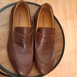 BRAND NEW Men's dress shoes